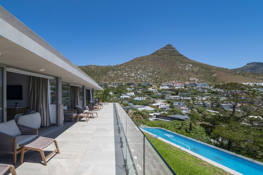 6 Bedroom Property for Sale in Llandudno Western Cape